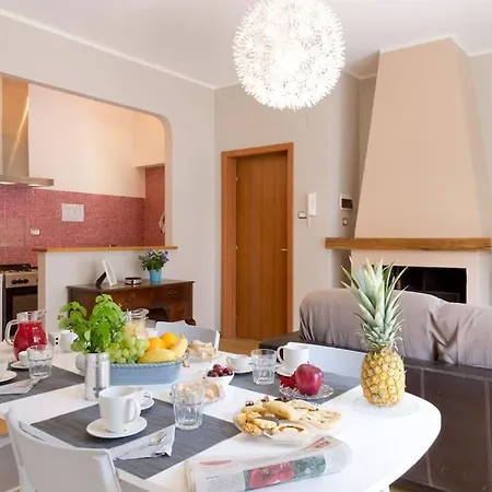 Διαμέρισμα Paola Maison 2 *