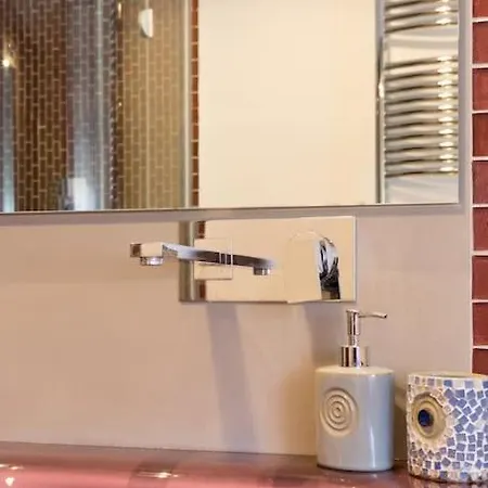 شقة Paola Maison 2 *