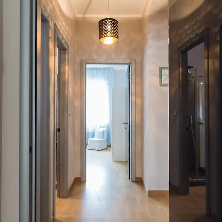 Paola Maison 2 *