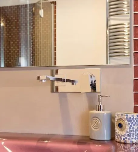 Daire Paola Maison 2 *