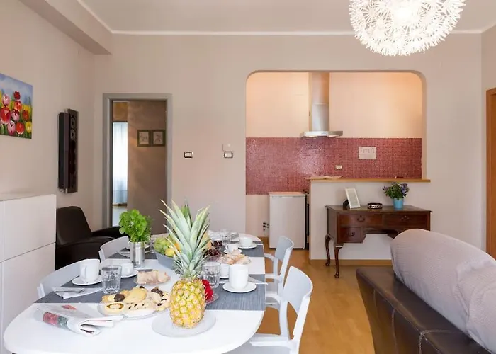 Daire Paola Maison 2 *